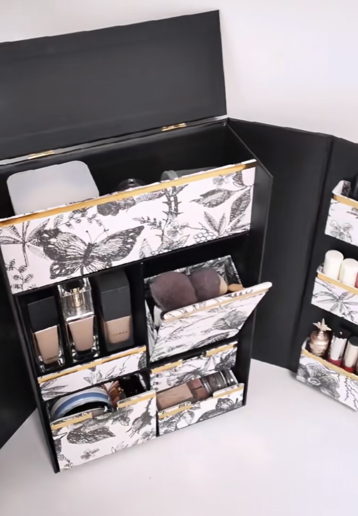 Unboxing, ikke kast bort! Gi emballasjeboksen et 
